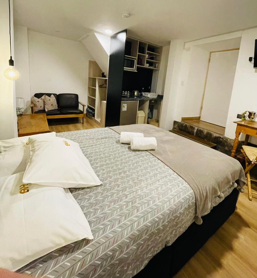 Blacky Hostel And Apartments (Adults Only) Куско Екстериор снимка
